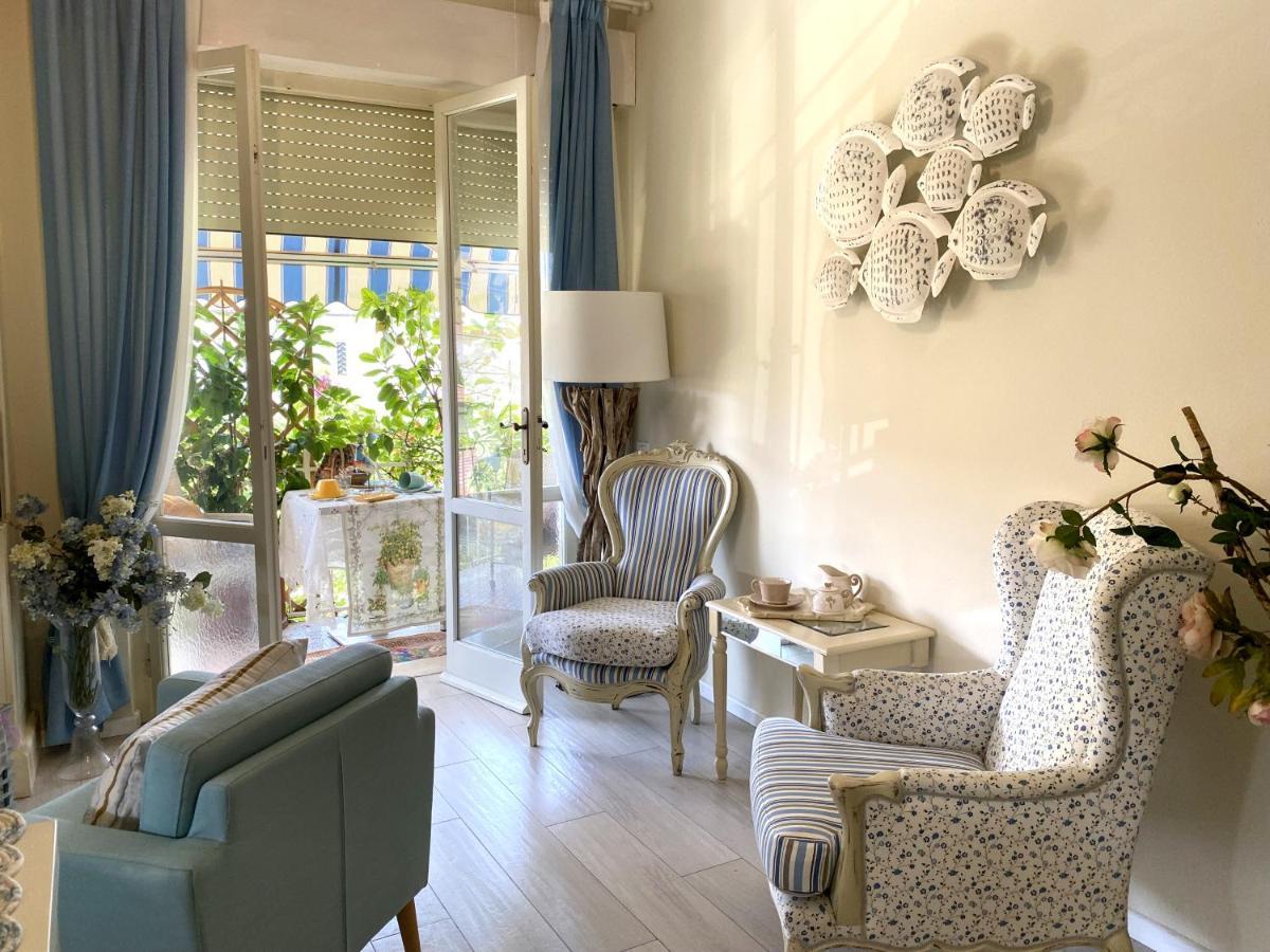 B&B Due Passi Dal Mare ชินกวาเล ภายนอก รูปภาพ