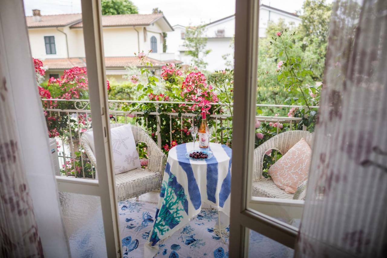 B&B Due Passi Dal Mare ชินกวาเล ภายนอก รูปภาพ
